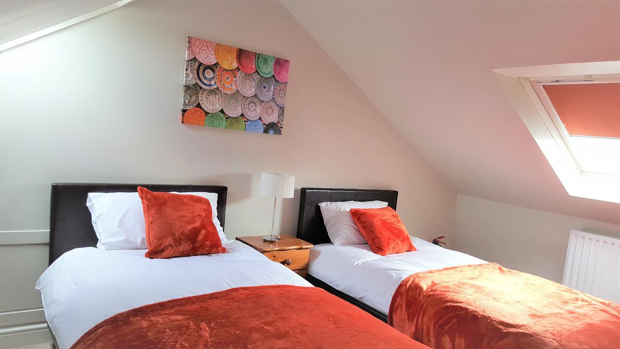 Swindon City Centre Duplex - Entercloud9Sa Екстер'єр фото