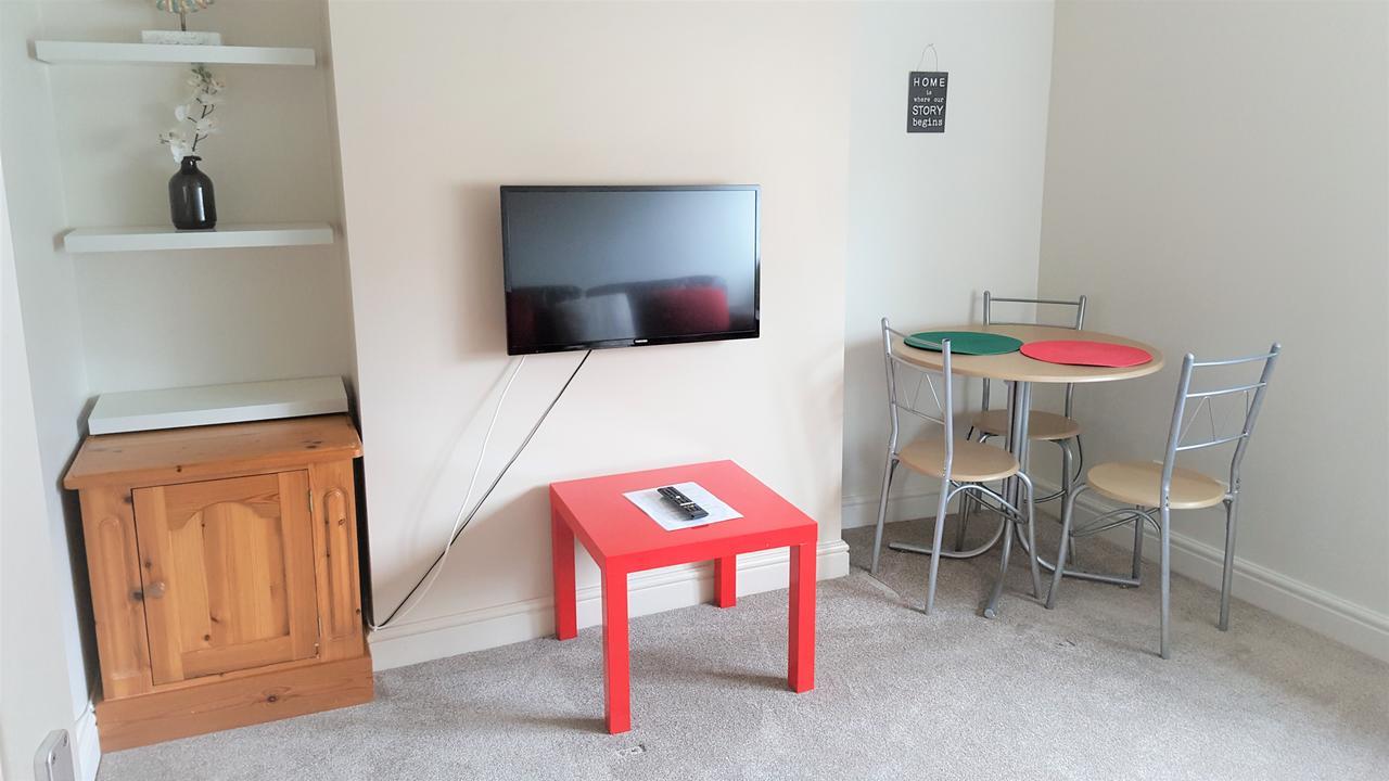 Swindon City Centre Duplex - Entercloud9Sa Екстер'єр фото