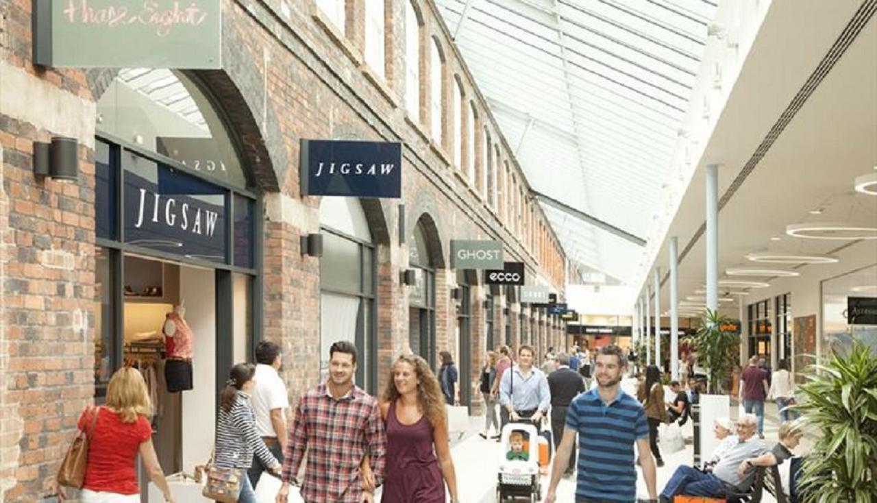 Swindon City Centre Duplex - Entercloud9Sa Екстер'єр фото